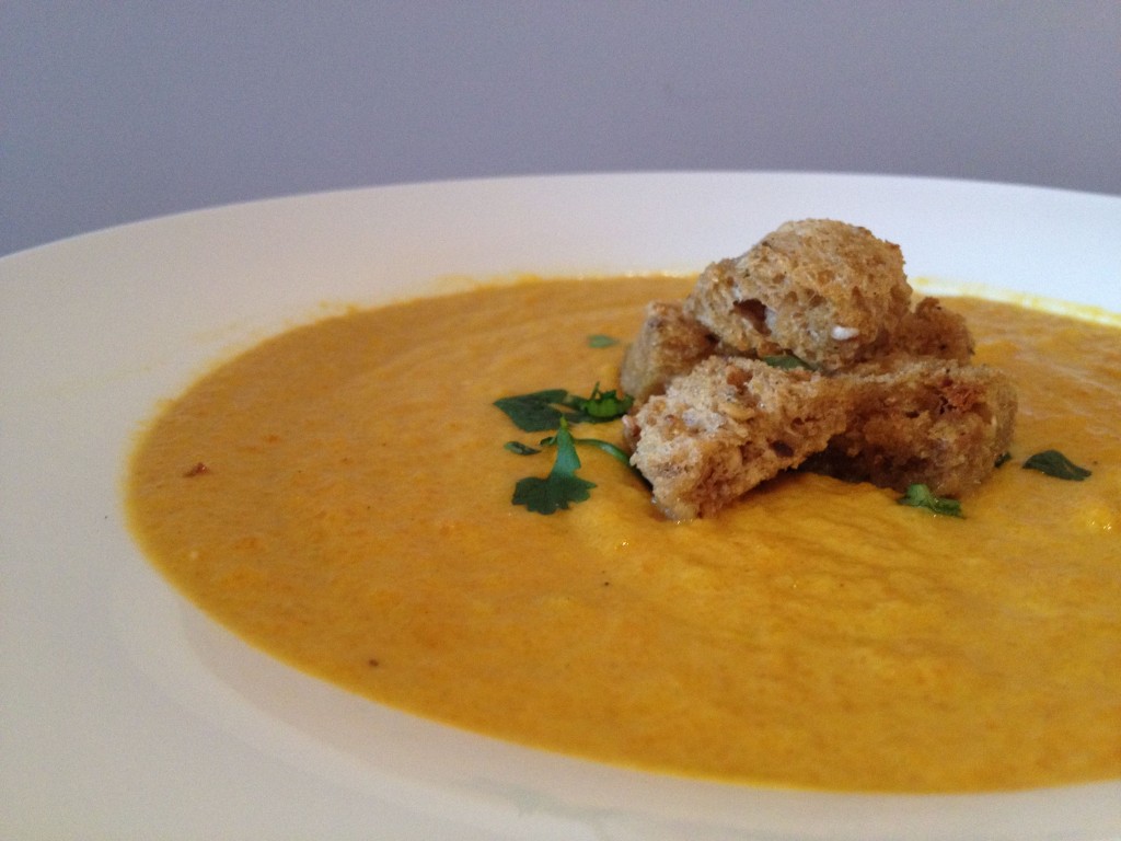 Carrot, Ginger and Coconut Soup #vegan 