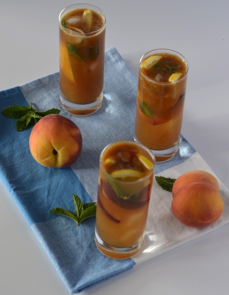 Peach mint iced tea