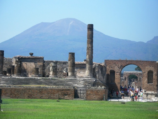 Places to Visit: Pompeii