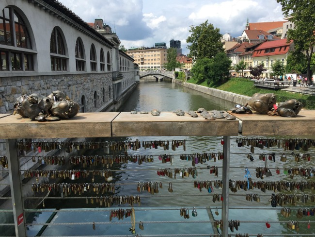 Ljubljana Exploring: Cathedral, Castle & The Old Town
