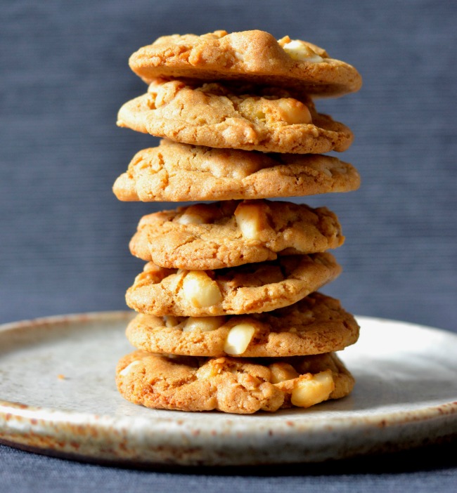 Ginger Macadamia Cookies | I Spy Plum Pie