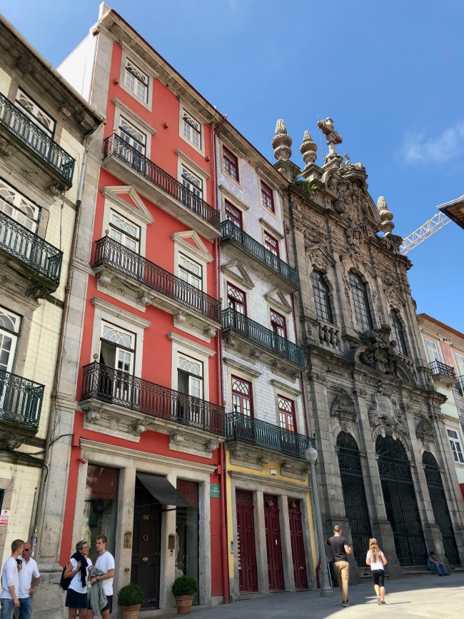 Porto Exploring: Stock Exchange Palace, Azulejo Art, Rua de Santa Catarina and More! | I Spy Plum Pie