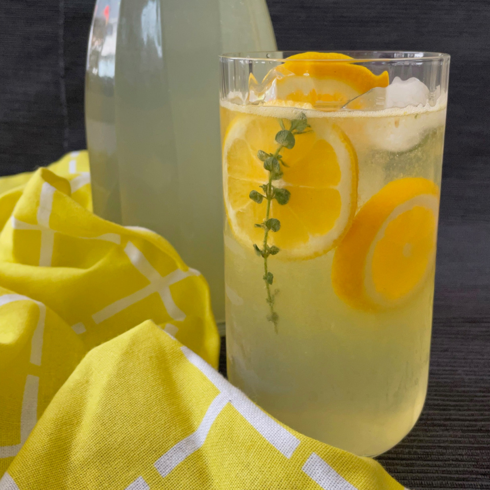 Sparkling Thyme Lemonade | I Spy Plum Pie